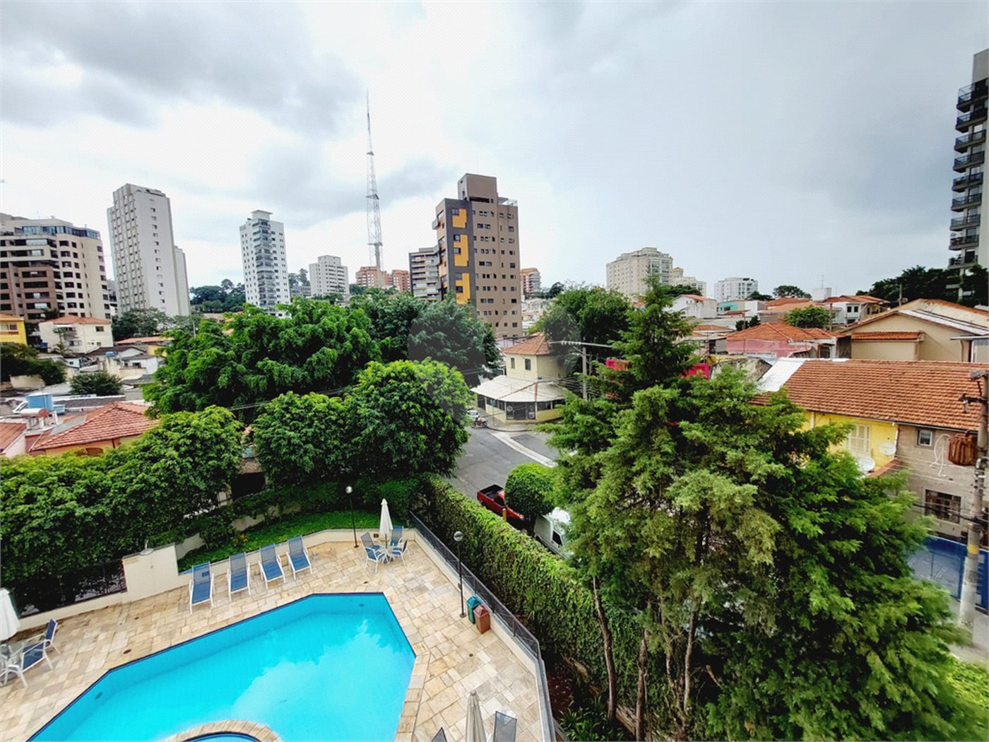 Apartamento à venda com 3 quartos, sendo 1 suíte, em Alto da Lapa, São Paulo, SP