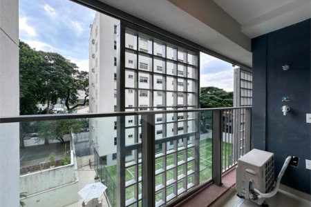 Apartamento à venda ou para alugar com 1 suíte em Campo Belo, São Paulo, SP