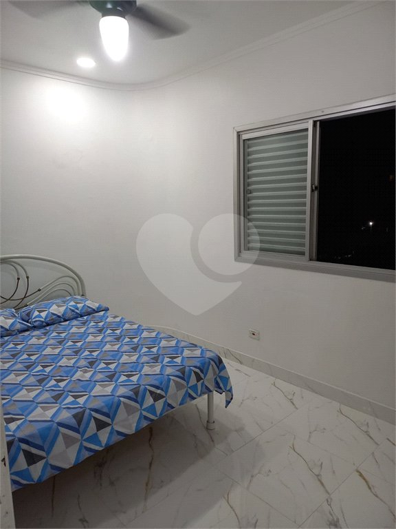 Apartamento à venda com 3 quartos, sendo 1 suíte, em Tortuga, Guarujá, SP