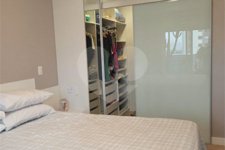 Apartamento à venda com 3 quartos, sendo 1 suíte, em Tatuapé, São Paulo, SP