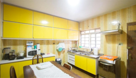 Sobrado à venda com 5 quartos em Parque Colonial, São Paulo, SP