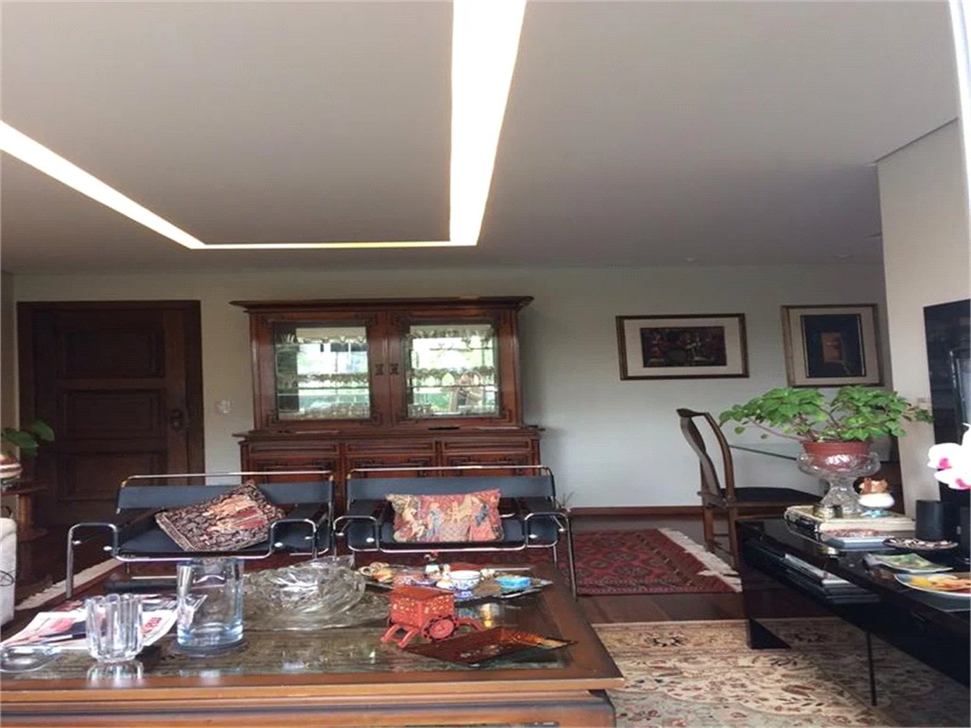 Apartamento à venda com 3 quartos, sendo 1 suíte,  em Vila Andrade, São Paulo, SP