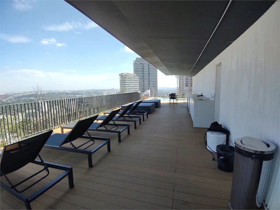 Apartamento à venda ou para alugar com 1 suíte em Jardim das Bandeiras, São Paulo, SP
