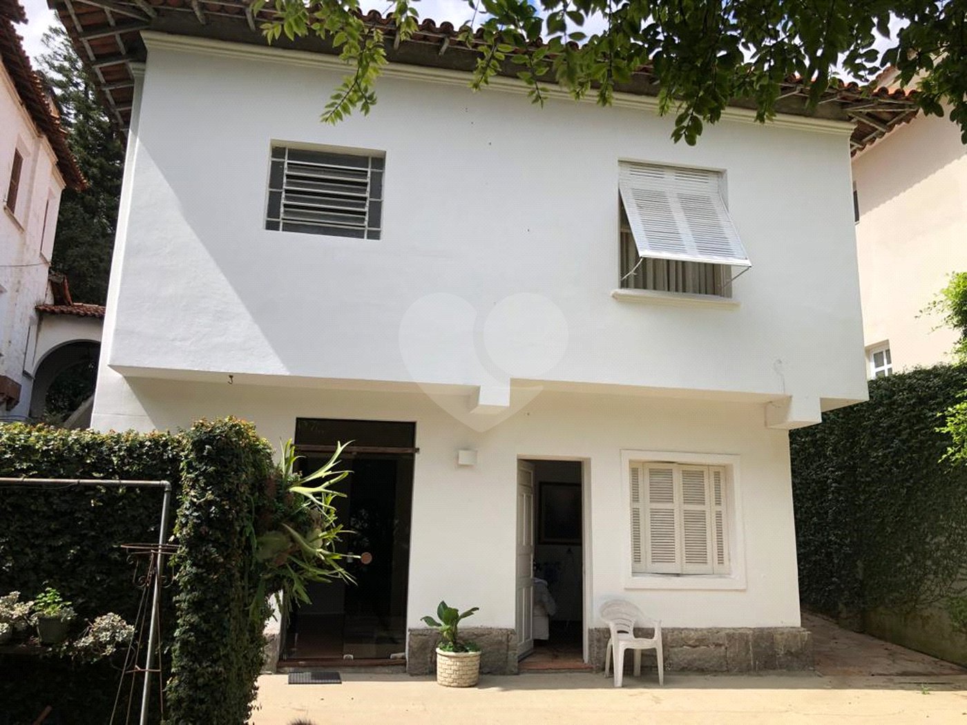Casa Térrea à venda com 5 quartos, sendo 1 suíte, em Pacaembú, São Paulo, SP