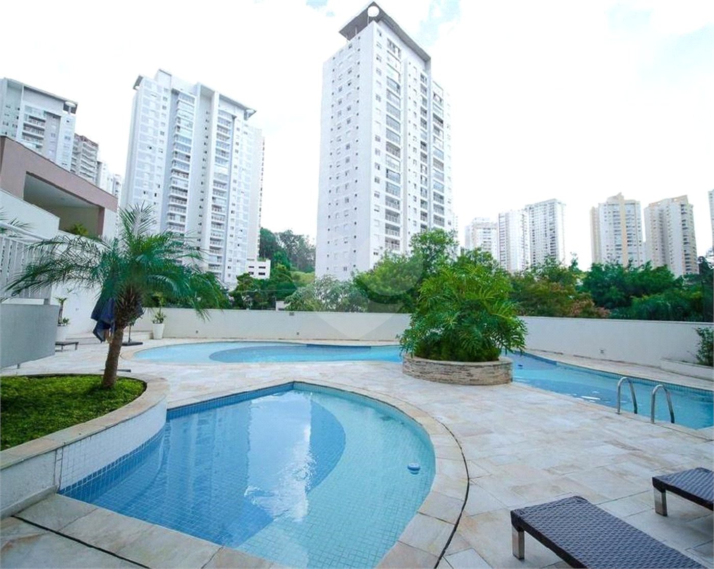 Apartamento à venda com 3 suítes em Vila Andrade, São Paulo, SP