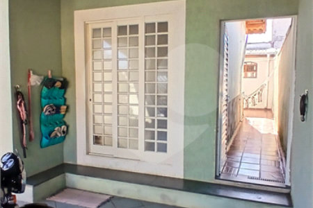 Casa à venda com 2 quartos em Conjunto Habitacional Ana Paula, Mogi das Cruzes, SP