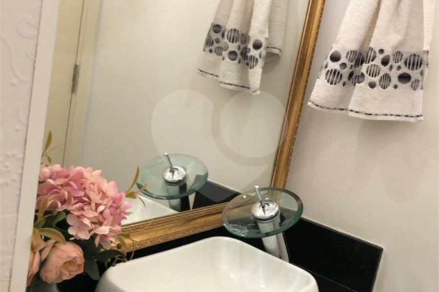 Apartamento à venda com 3 quartos, sendo 1 suíte, em Santana, São Paulo, SP