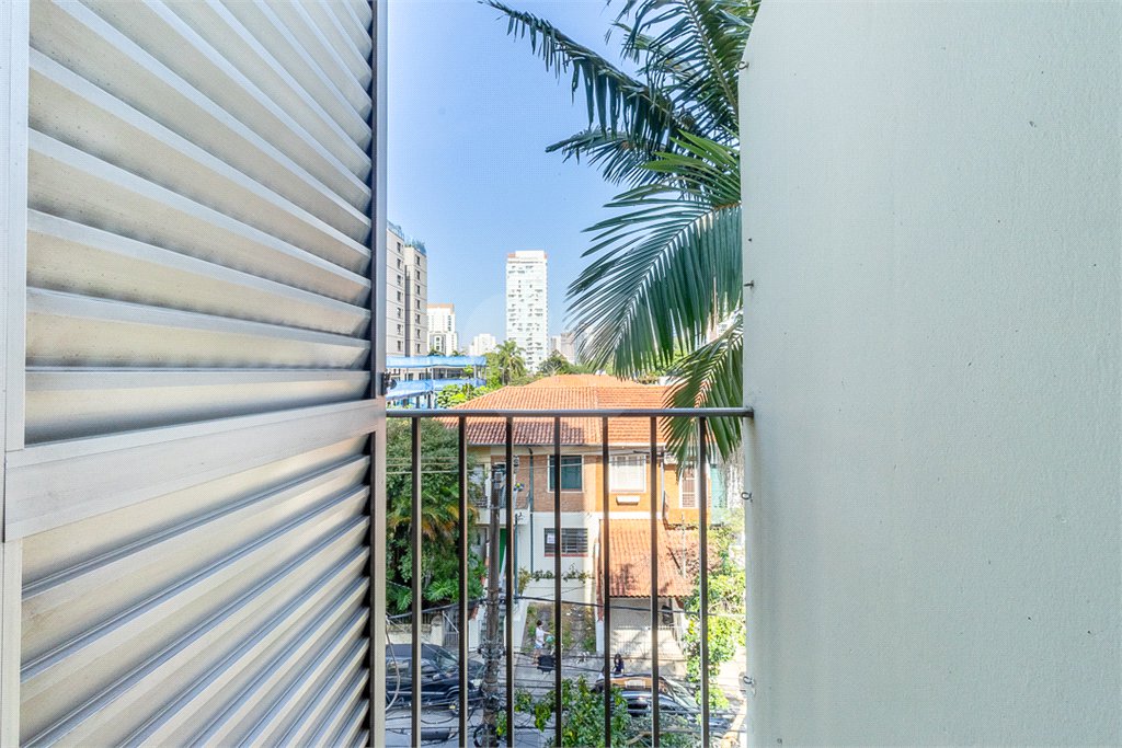 Apartamento à venda com 3 quartos, sendo 1 suíte,  em Cidade Monções, São Paulo, SP
