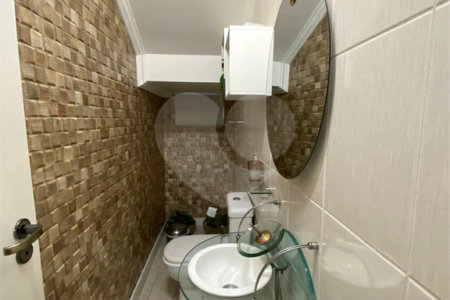 Casa à venda com 3 quartos, sendo 1 suíte, em Jardim Santa Clara, Guarulhos, SP