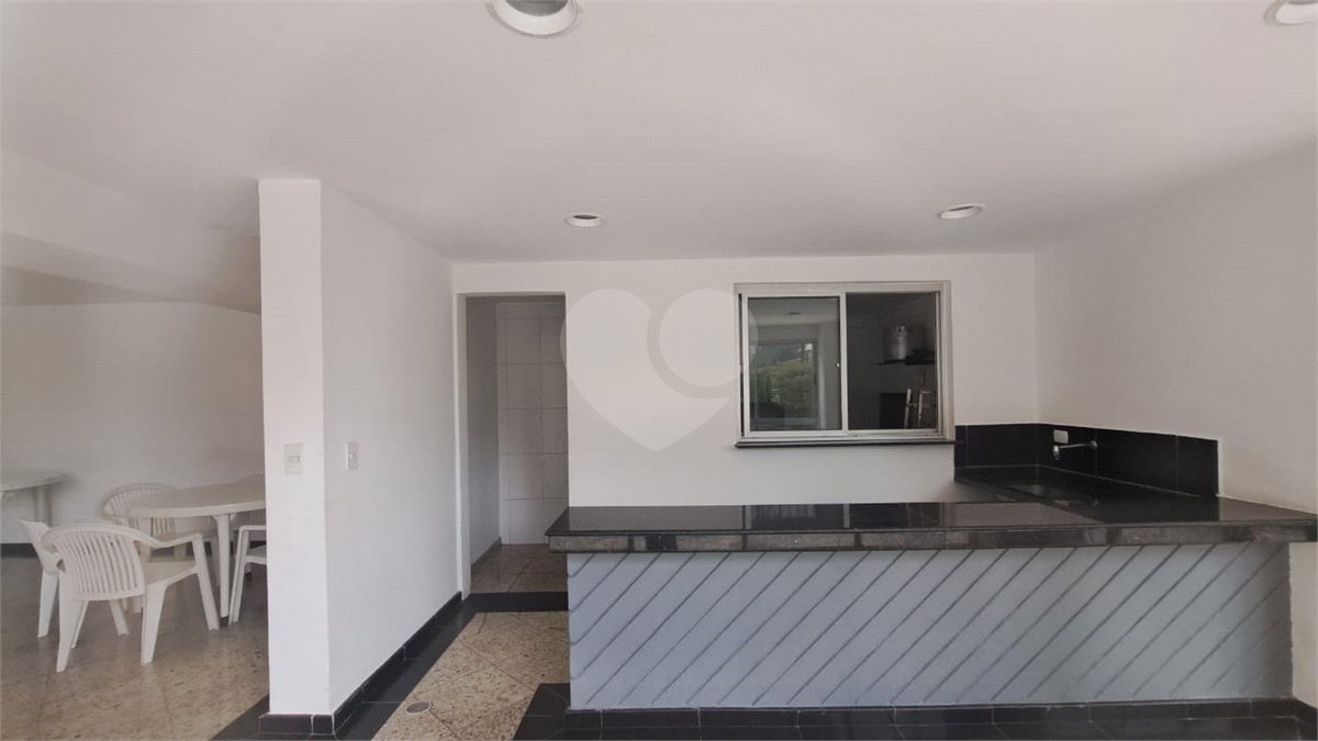 Apartamento à venda com 3 quartos, sendo 1 suíte, em Vila Mariana, São Paulo, SP