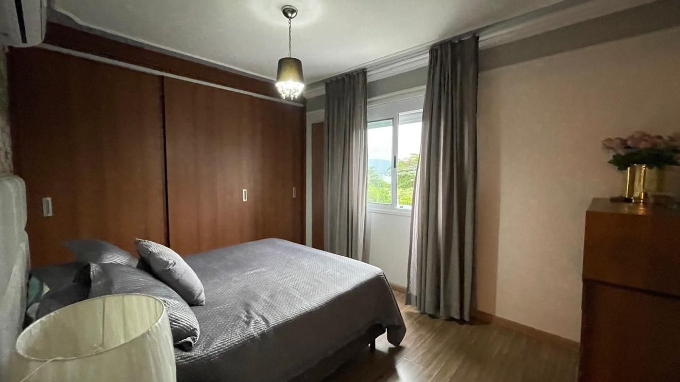 Apartamento com 3 dormitórios frente a praia à venda, 161 m² por R$ 2.200.000 - Gonzaga - Santos/SP