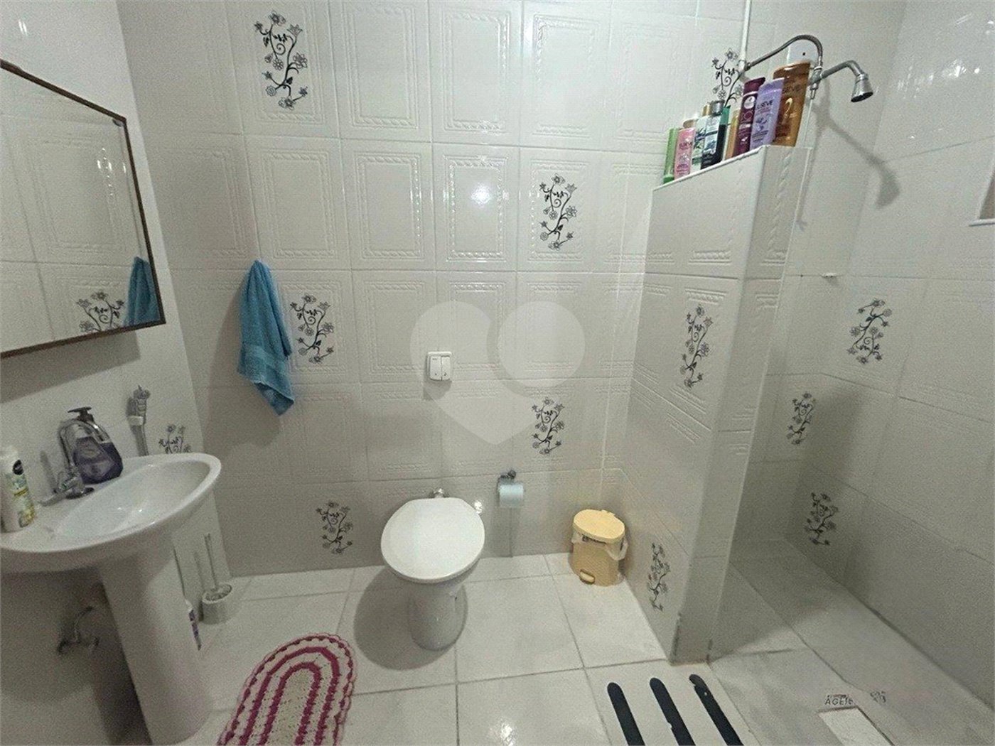 Casa à venda com 3 quartos, sendo 1 suíte,  em Éden, Sorocaba, SP