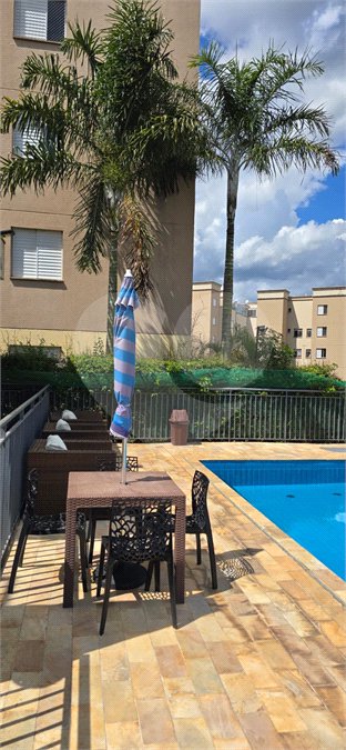Apartamento à venda com 2 quartos em Jardim Ísis, Cotia, SP