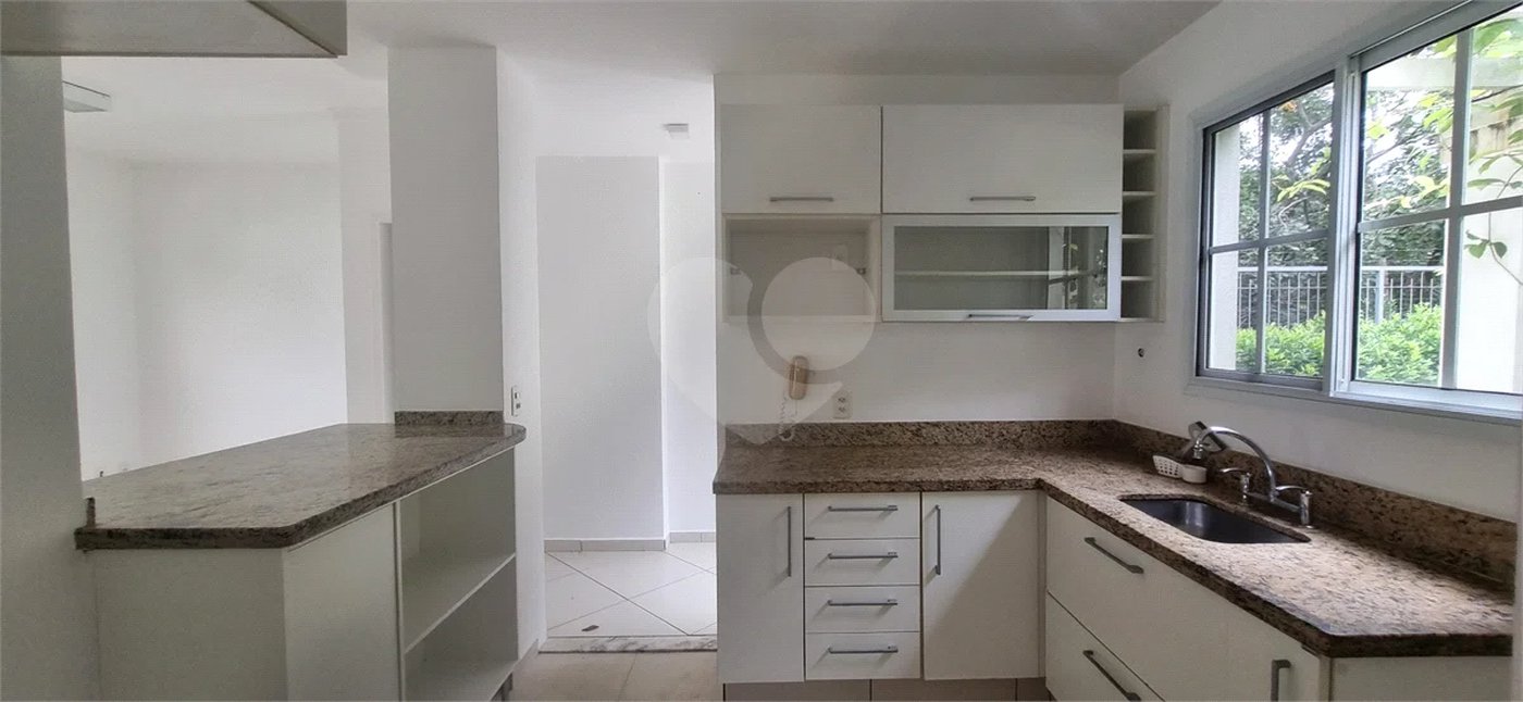 Lindo sobrado com 3 dormitórios (1 suíte com closet) e a.c. em todos os ambientes. à venda, 150 m², por R$ 960.000,00 no condomínio Casa Bella, em Indaiatuba/SP.