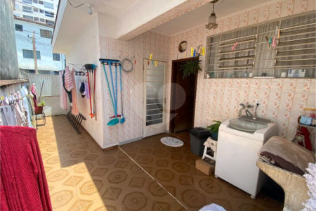 Casa à venda com 7 quartos, sendo 2 suítes, em Vila Augusta, Sorocaba, SP