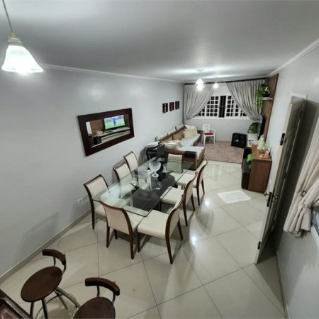 Sobrado à venda com 3 quartos, sendo 1 suíte,  em Jardim Ana Maria, São Paulo, SP