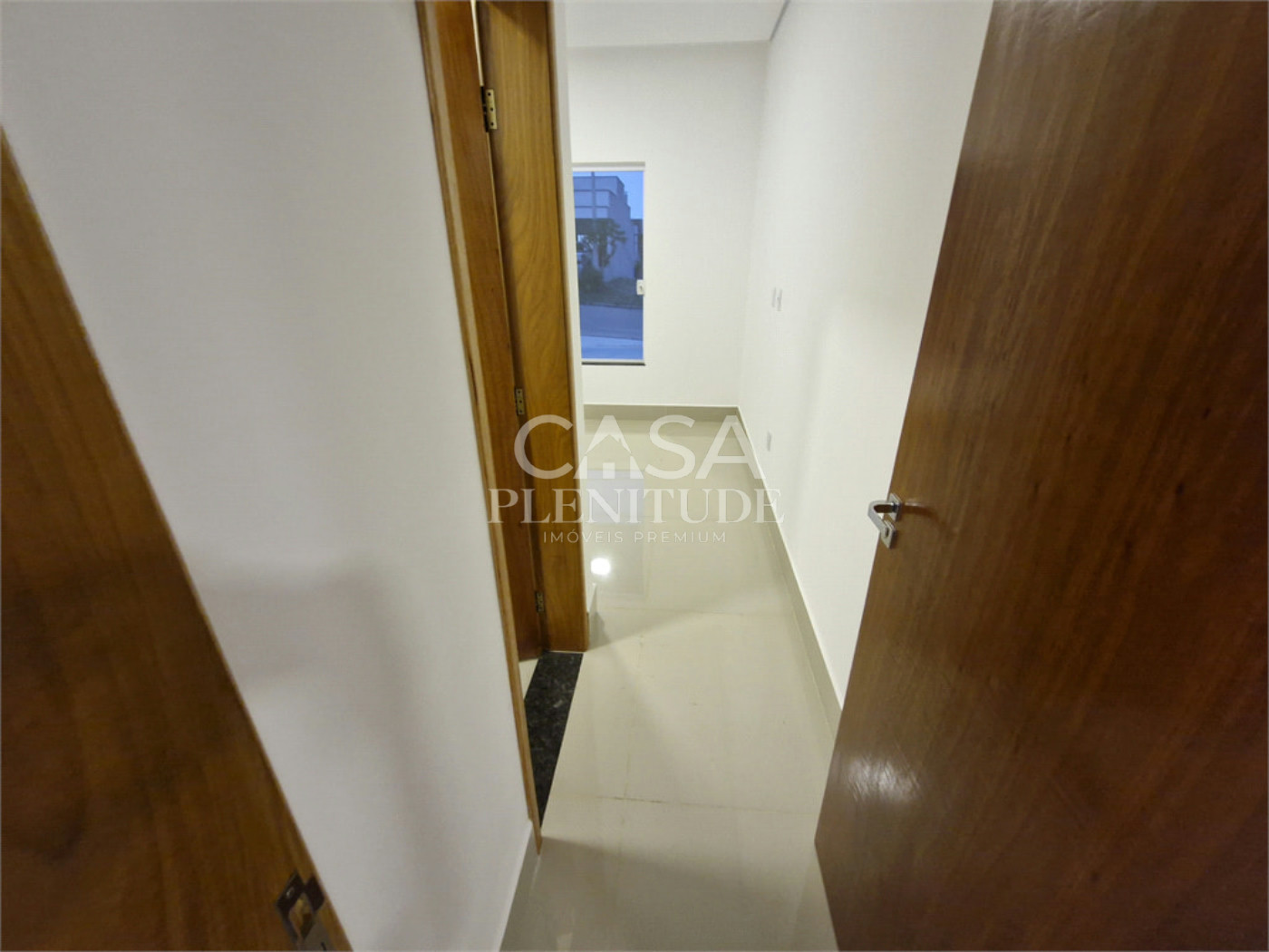 Casa em condomínio à venda com 3 quartos, sendo 1 suíte, em Cajuru do Sul, Sorocaba, SP