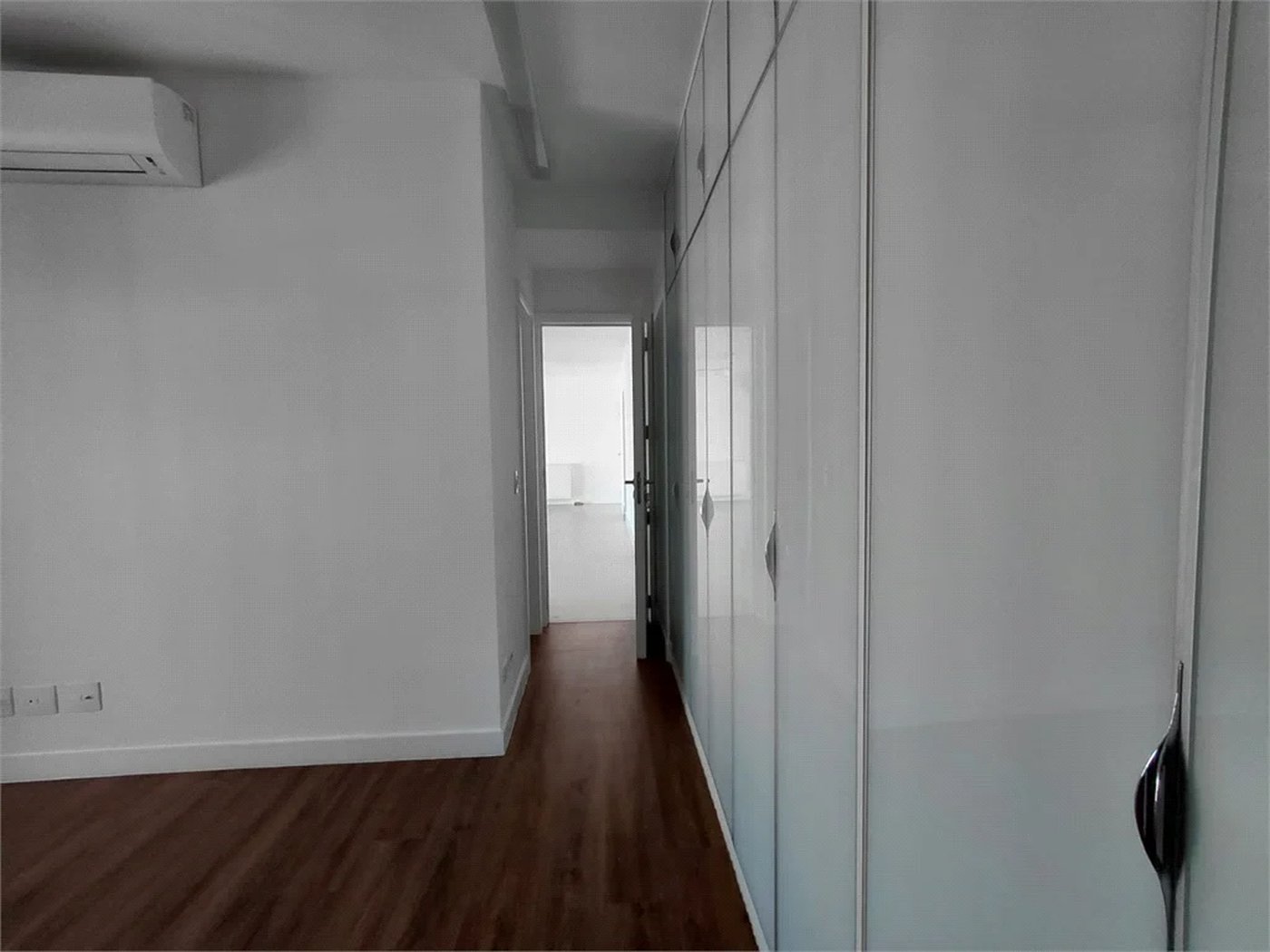 Apartamento à venda com 2 suítes em Água Branca, São Paulo, SP