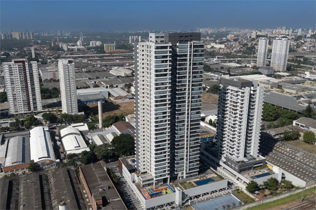 Apartamento à venda com 2 quartos, sendo 1 suíte, em Vila Leopoldina, São Paulo, SP