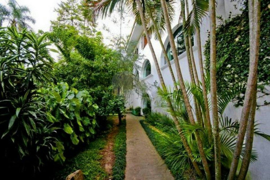 Casa à venda ou para alugar com 5 suítes em Jardim São Bento, São Paulo, SP