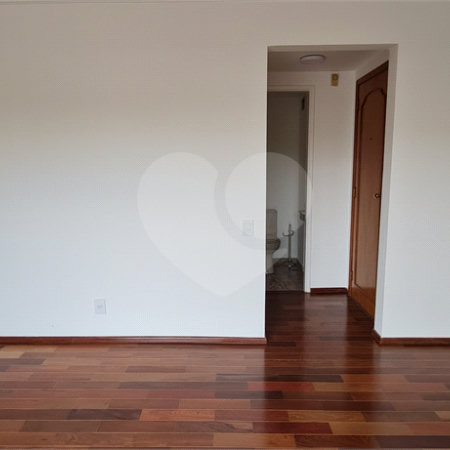 Apartamento para alugar com 3 quartos, sendo 1 suíte, em Chácara Santo Antônio, São Paulo, SP