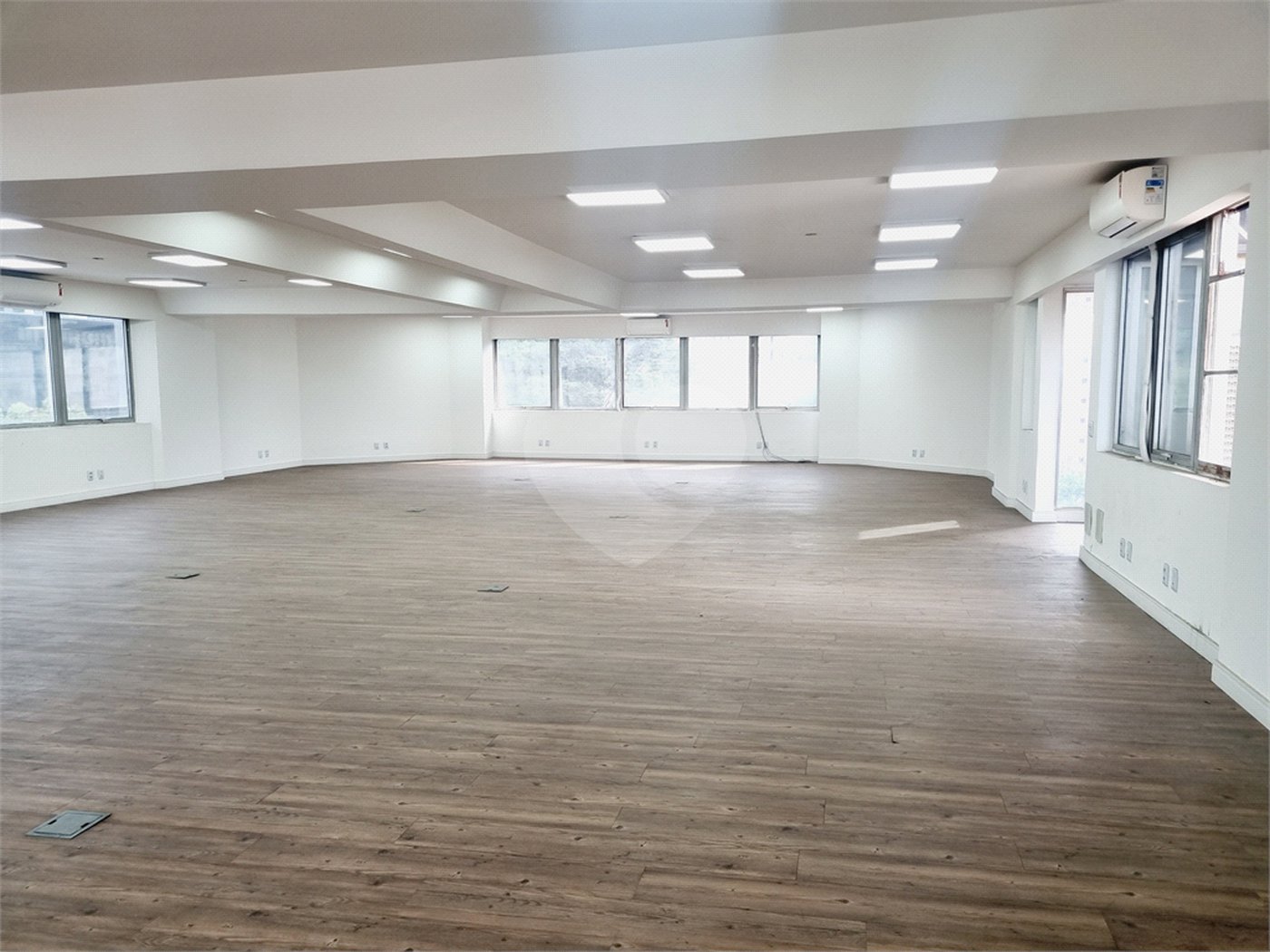 Sala à venda ou para alugar em Cidade Monções, São Paulo, SP