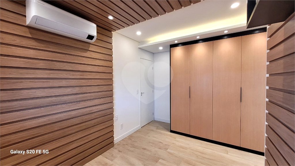 Apartamento à venda com 2 quartos, sendo 1 suíte,  em Vila Ipojuca, São Paulo, SP
