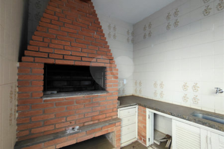 Casa à venda ou para alugar com 5 quartos, sendo 3 suítes, em Vila Maria, Itapetininga, SP