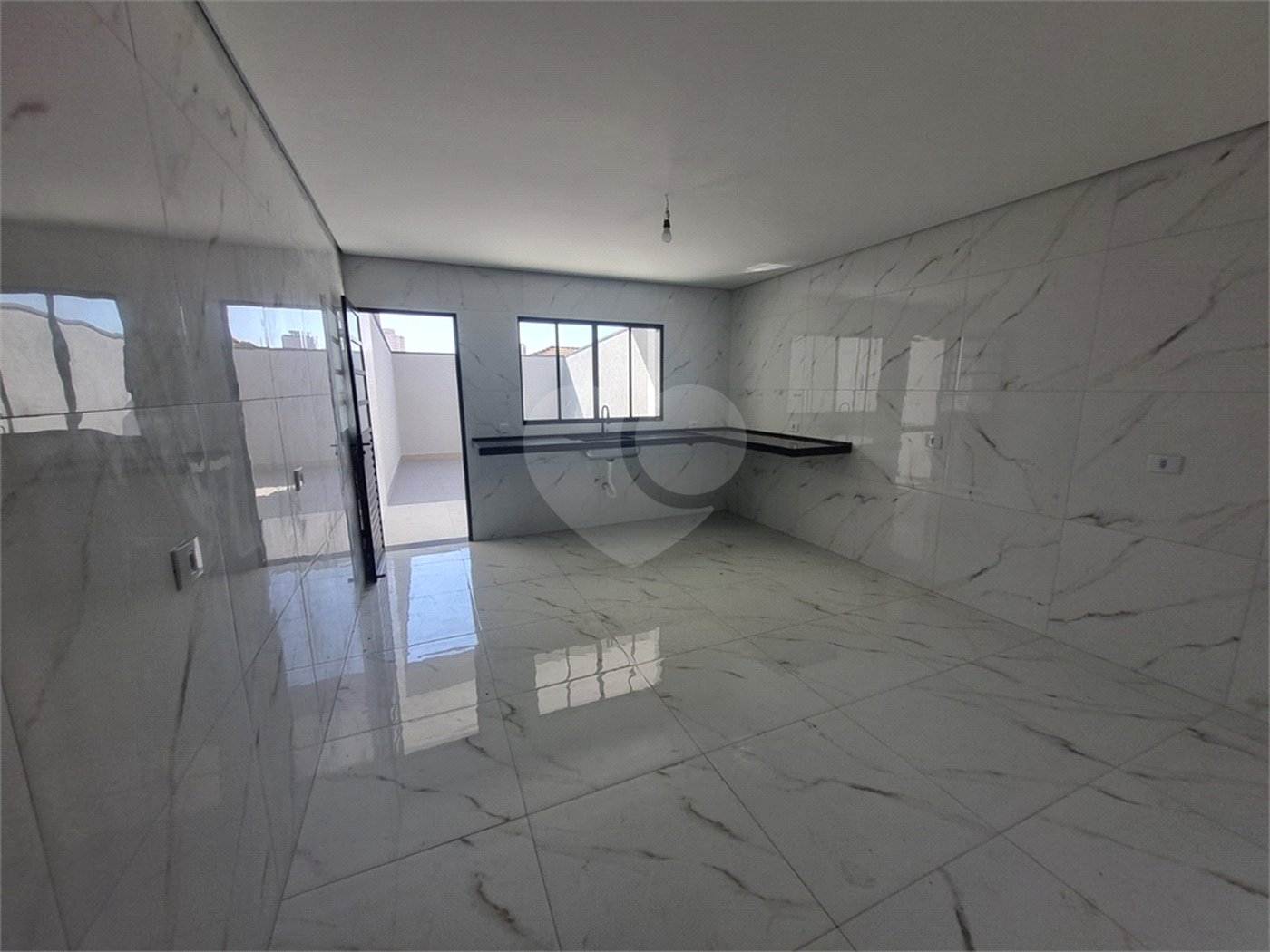 Sobrado à venda com 3 quartos, sendo 1 suíte, em Vila Bonilha, São Paulo, SP