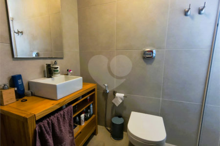 Casa à venda com 3 quartos, sendo 1 suíte, em Vila Indiana, São Paulo, SP