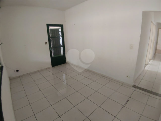 Casa Térrea à venda com 2 quartos em Vila Mazzei, São Paulo, SP
