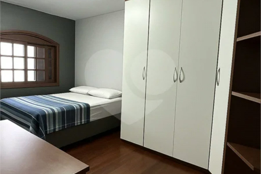 Sobrado à venda com 3 quartos, sendo 1 suíte, em Tremembé, São Paulo, SP