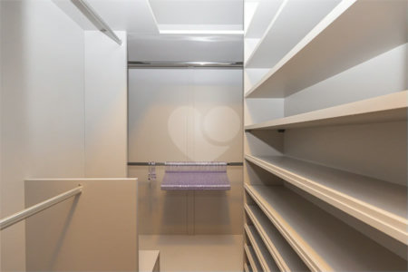 Apartamento à venda com 3 quartos, sendo 1 suíte, em Chácara Santo Antônio, São Paulo, SP