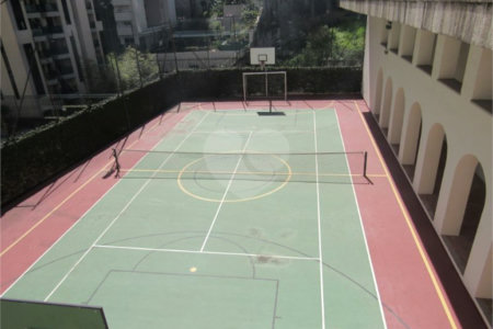 Muito próximo ao Graded School