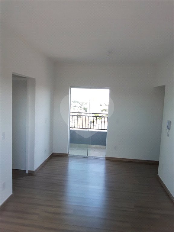 Apartamento com 2 dormitórios.