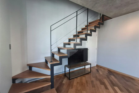 Apartamento totalmente decorado em Moema com 70 m2 , 2 quartos, 2 suítes e 2 vagas, ambientes com ar condicionado.