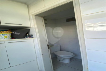 Casa à venda com 3 quartos, sendo 1 suíte, no condomínio Residencial Green Village, Indaiatuba - SP