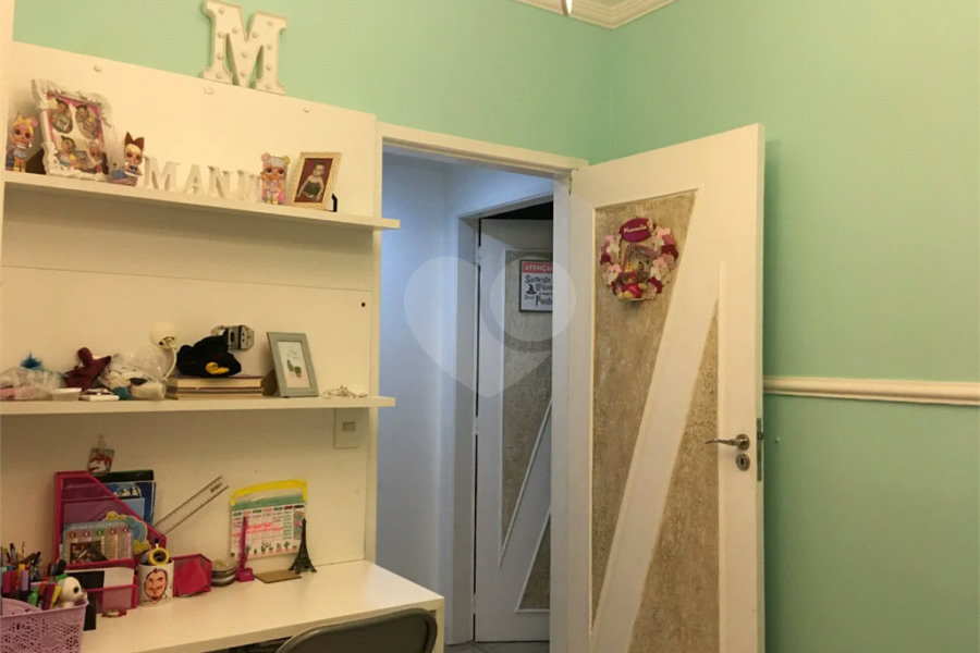 Casa 4 dormitórios, 3 vagas