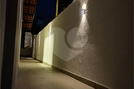 Belíssimo Sobrado com 3 Quartos e 135m² A/C à Venda no Jardim Alvinópolis - Atibaia