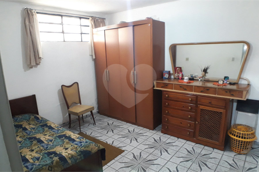 Casa Térrea à venda com 5 quartos, sendo 2 suítes,  em Parada Inglesa, São Paulo, SP