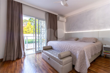 Casa à venda com 3 quartos, sendo 1 suíte, em Alto da Boa Vista, São Paulo, SP