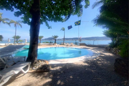 Casa Residencial à venda, Loteamento João Batista Julião, Guarujá - CA0028.