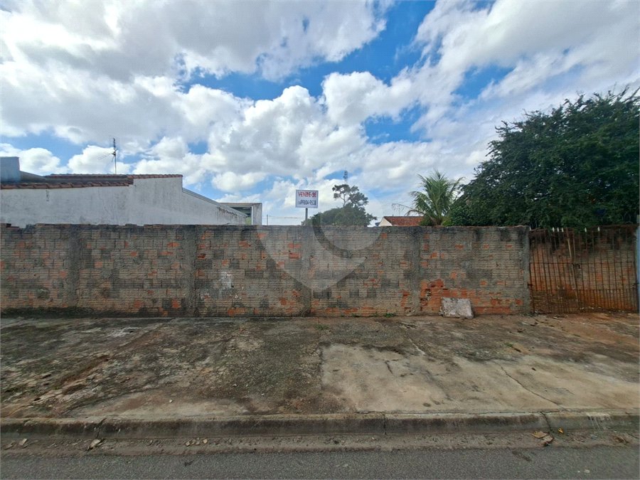 Terreno à venda em Vila Carolina, Itapetininga, SP