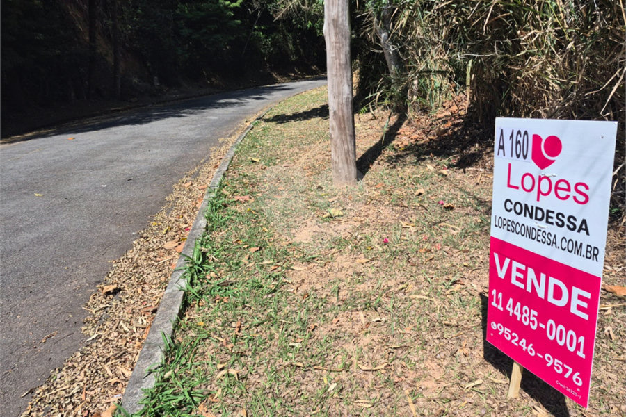 Terreno à venda no condomínio Alpes da Cantareira, Mairiporã - SP