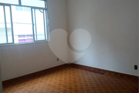 Casa à venda com 2 quartos, sendo 1 suíte, no Centro, Mangaratiba, RJ