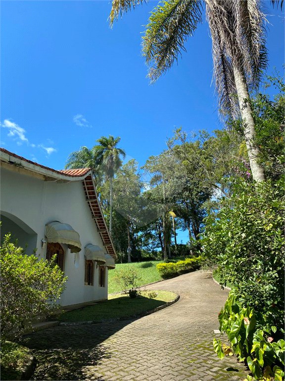 Sítio à venda com 4 quartos, sendo 3 suítes, em Aguas de Igaratá, Igaratá, SP
