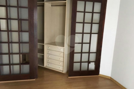 Apartamento à venda com 3 quartos, sendo 1 suíte,  em Santo Amaro, São Paulo, SP