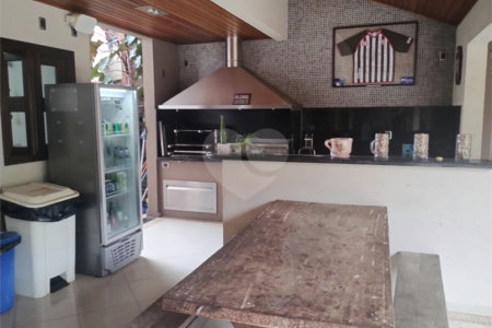 Casa à venda com 5 quartos, sendo 4 suítes, no condomínio Santa Teresa, Jundiaí - SP
