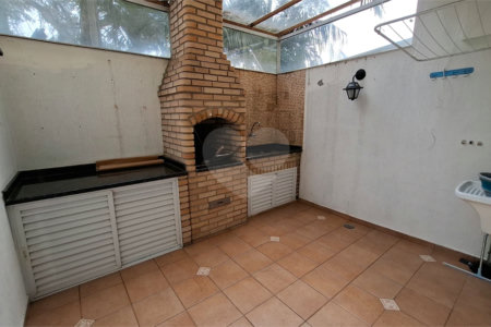 Casa à venda com 2 suítes no condomínio Village Palmas, São Paulo - SP