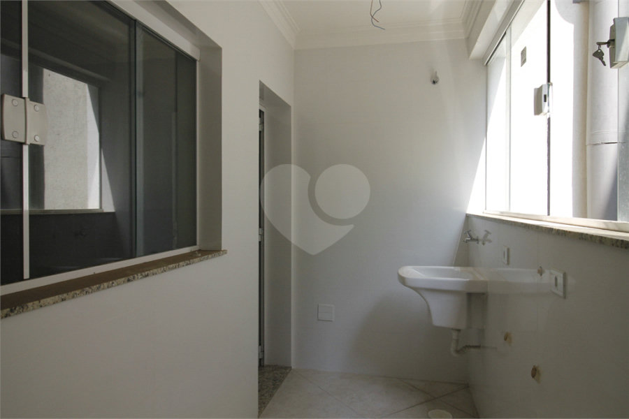 Sobrado à venda com 4 quartos, sendo 2 suítes, em Vila Pereira Barreto, São Paulo, SP